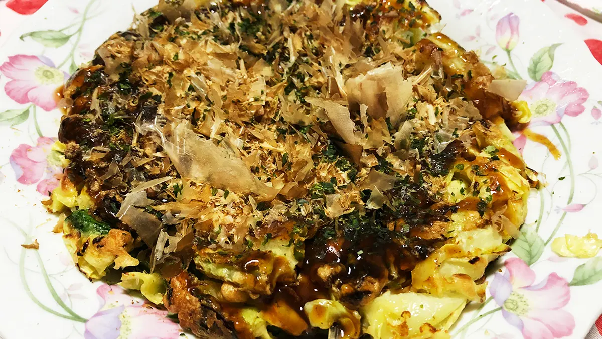 「オートミール」で作ったお好み焼き。一見すると普通のお好み焼きと変わらない？