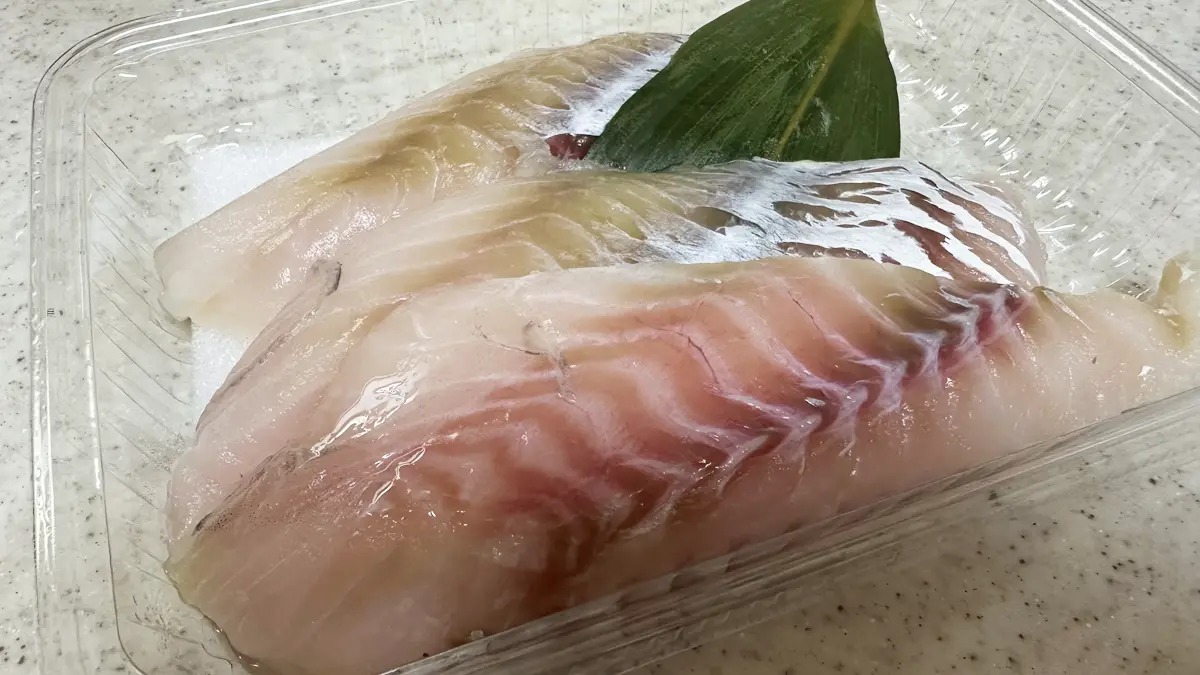 今が旬の鱈。3切れ乗っている